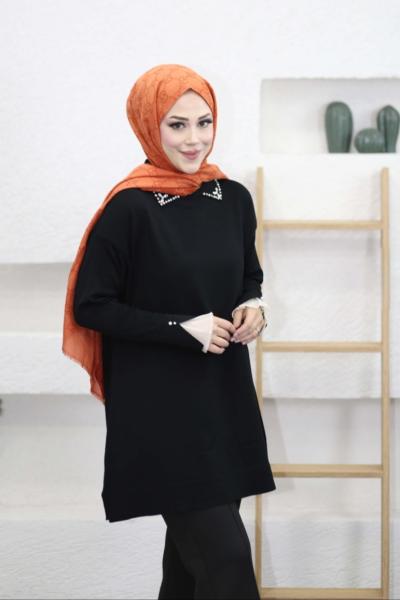 Yakası Taşlı Kolu Fırfırlı Merserize Tunik  Siyah